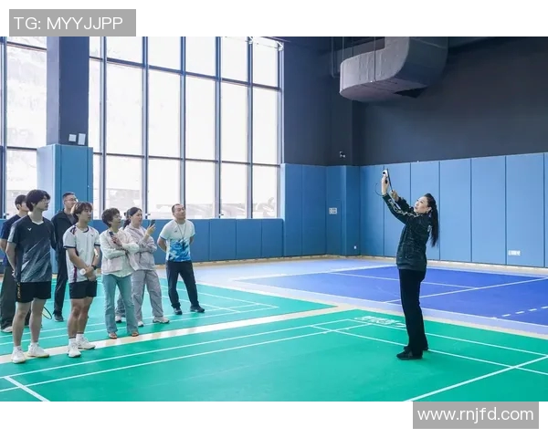 南京羽毛球队在冠军赛中的个人能力表现分析与点评